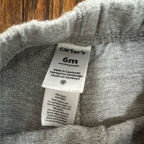 Carter’s Dinosaur Set - 4-Piece 6m Boy - Picture 8 of 9